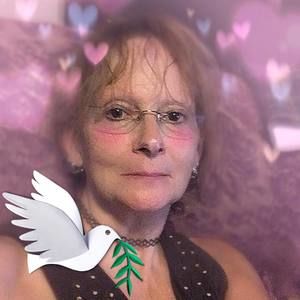 Meet your Posher, Jeri kim